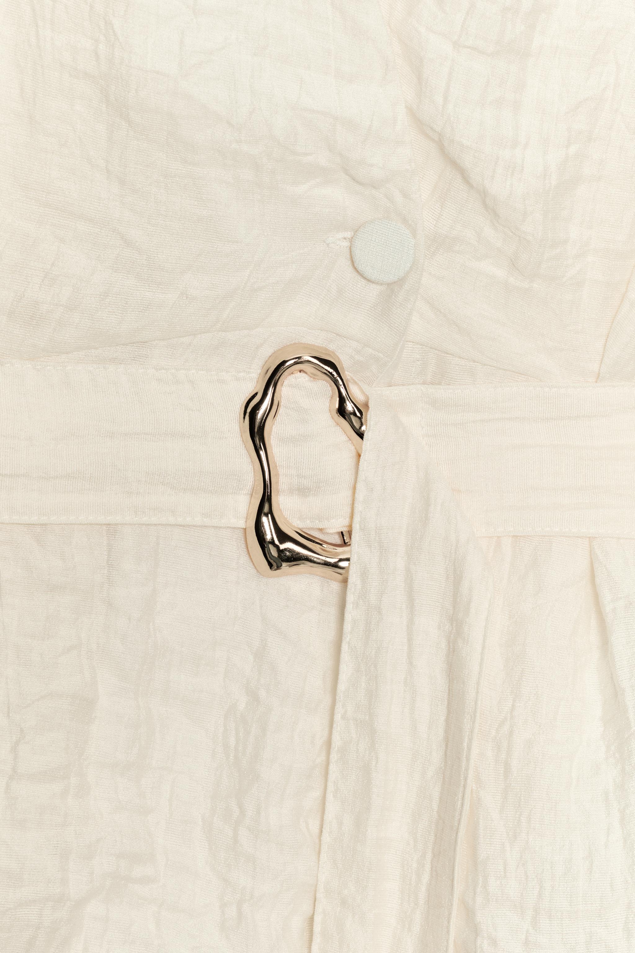 BELTED TOP WITH BUCKLE